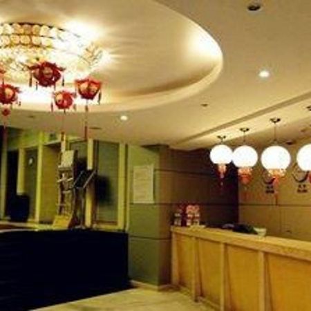Lakeside Holiday Inn เซี่ยงไฮ้ ภายนอก รูปภาพ