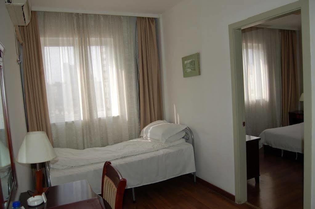 Lakeside Holiday Inn เซี่ยงไฮ้ ภายนอก รูปภาพ