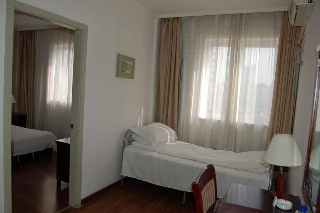 Lakeside Holiday Inn เซี่ยงไฮ้ ภายนอก รูปภาพ